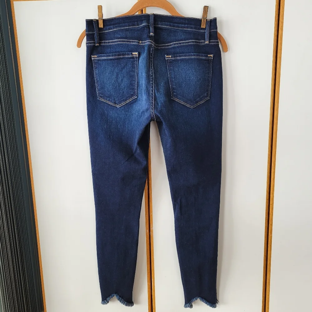 NWOT Frame Le Skinny De Jeanne Raw-Hem Mid-Rise Jeans